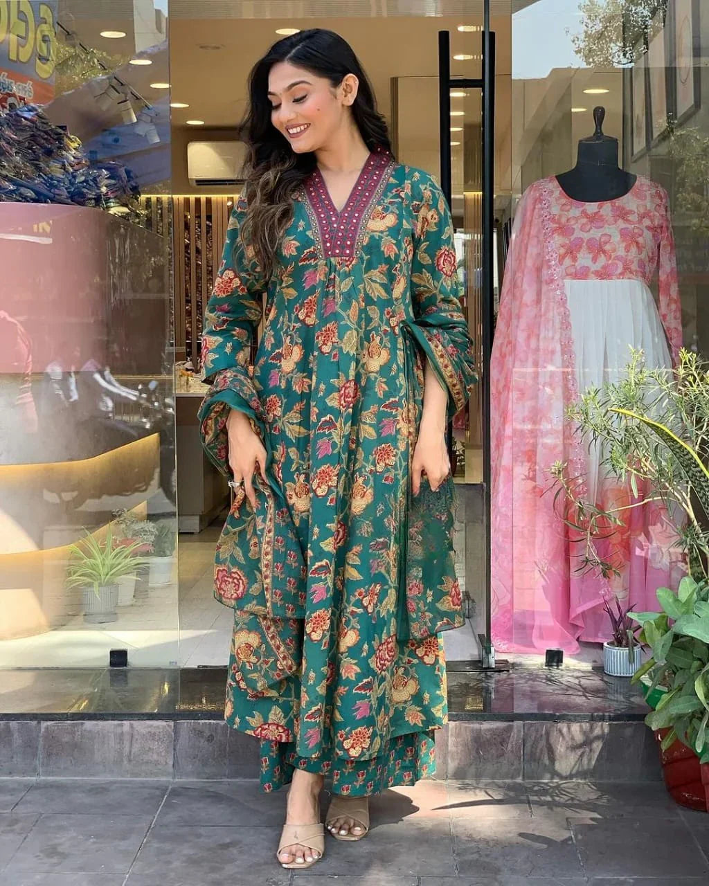 Green Floral Printed Cotton Kurta and Pant Set with Mulmul Dupatta for Women