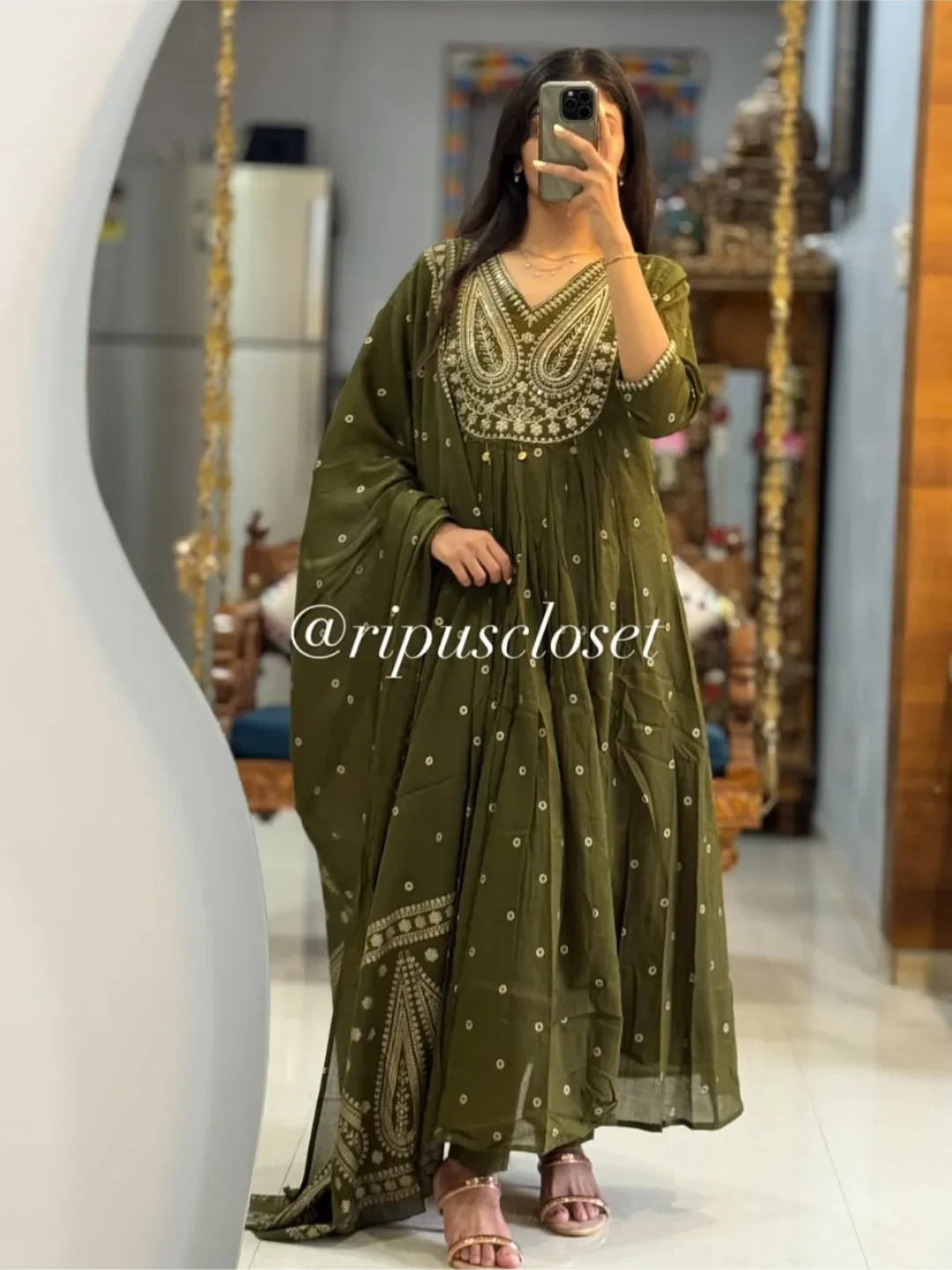 Green Pithan and Zari Work Anarkali Cotton Suit Set