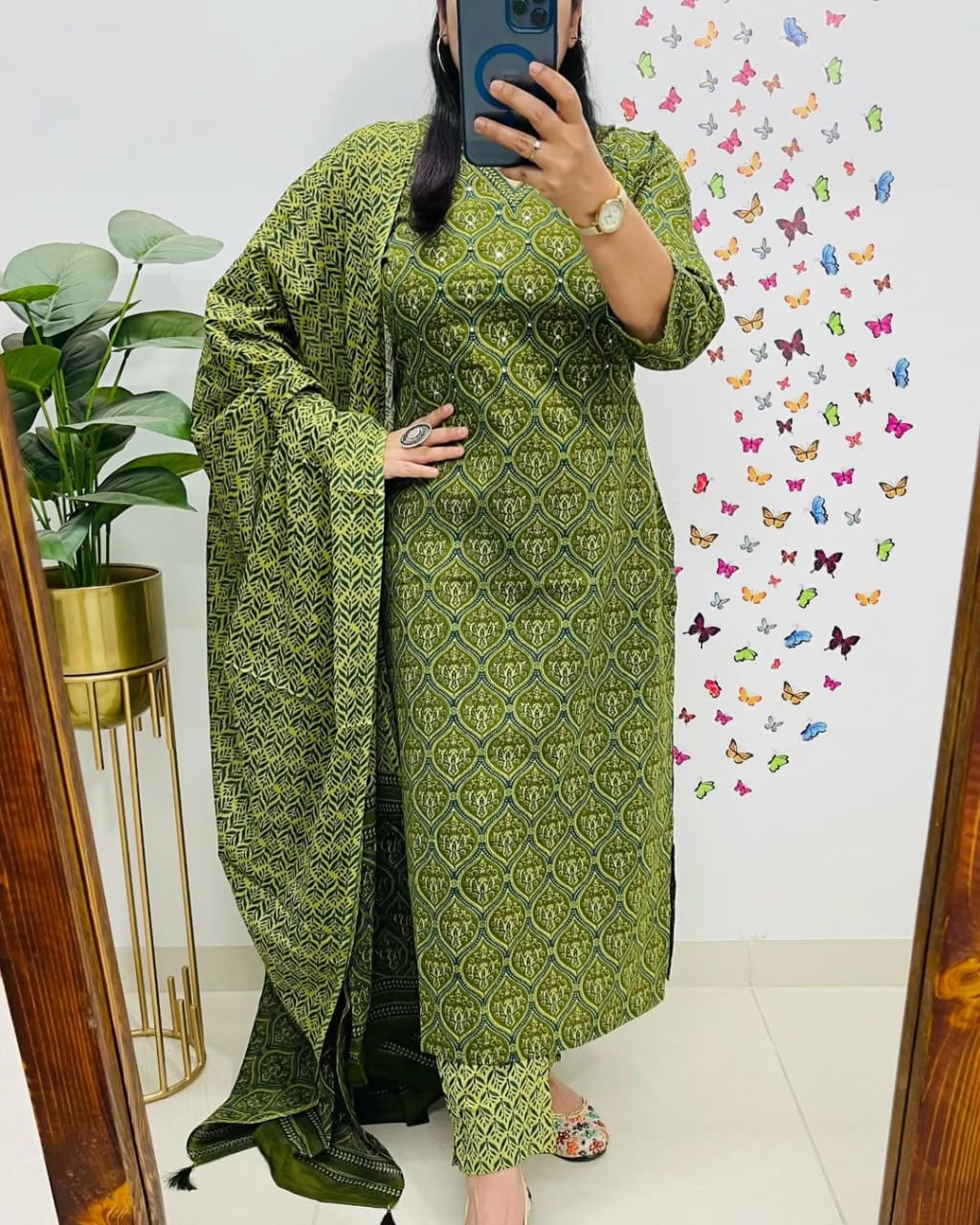 Green Ethnic Printed Kurta Set with Dupatta for Women