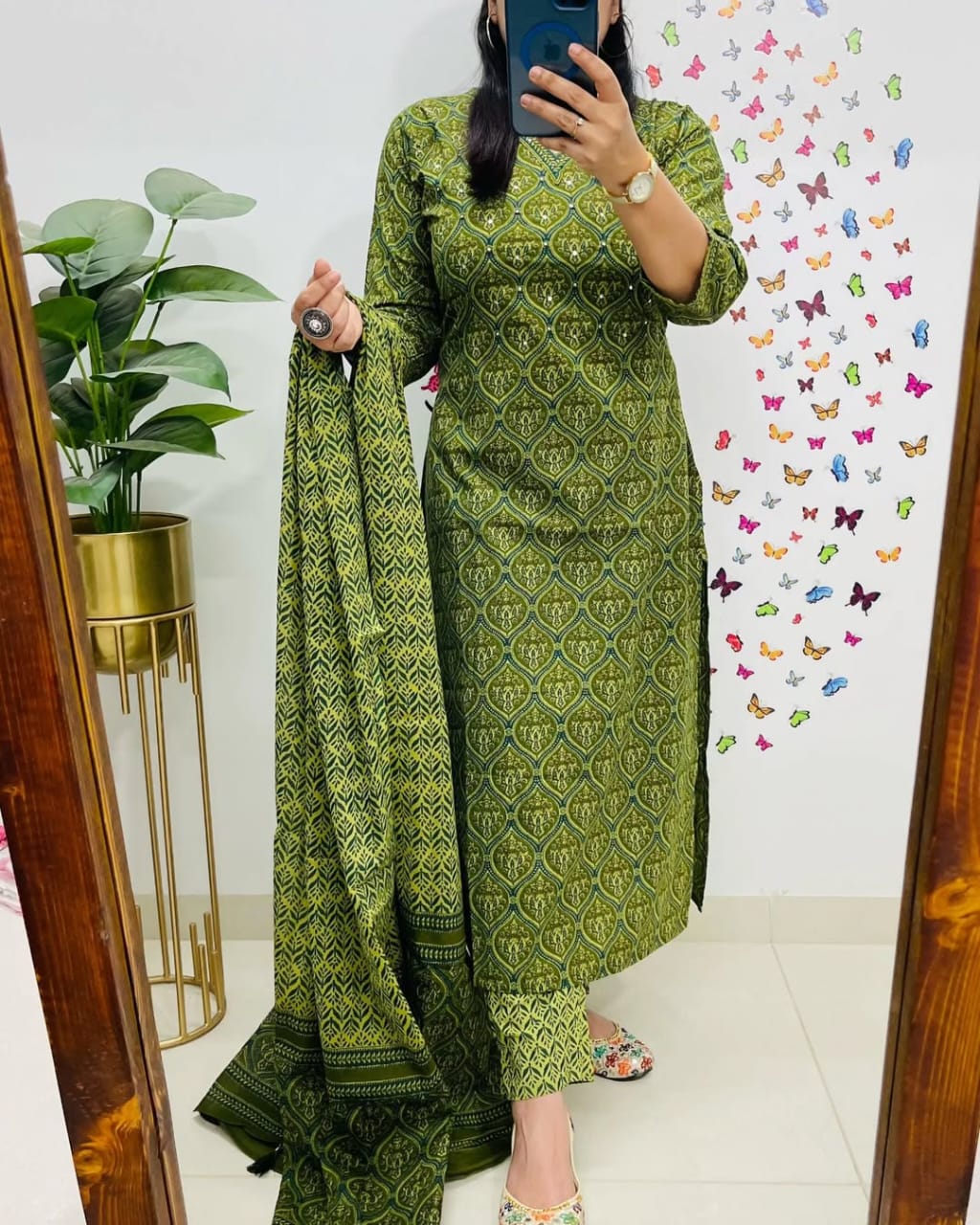 Green Ethnic Printed Kurta Set with Dupatta for Women