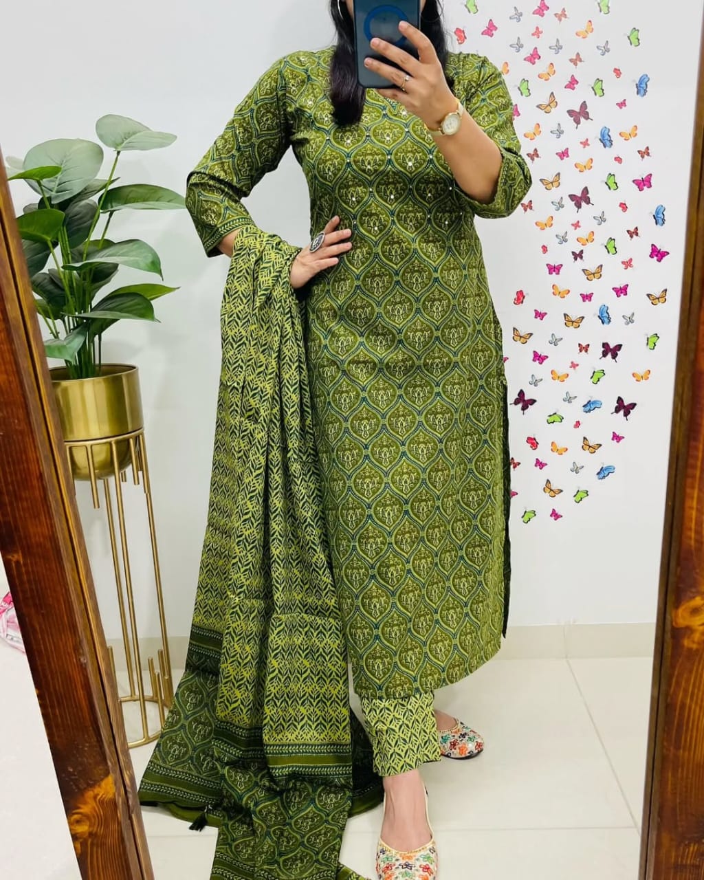 Green Ethnic Printed Kurta Set with Dupatta for Women
