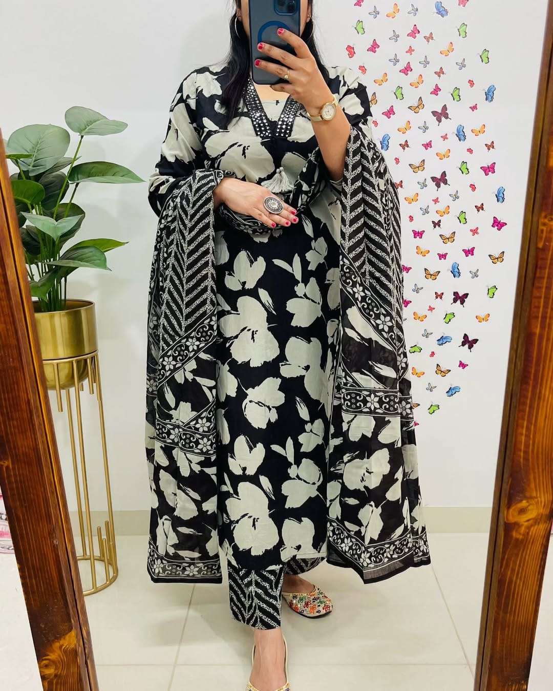 Black & White Floral Printed Cotton Kurta Set with Dupatta For Women