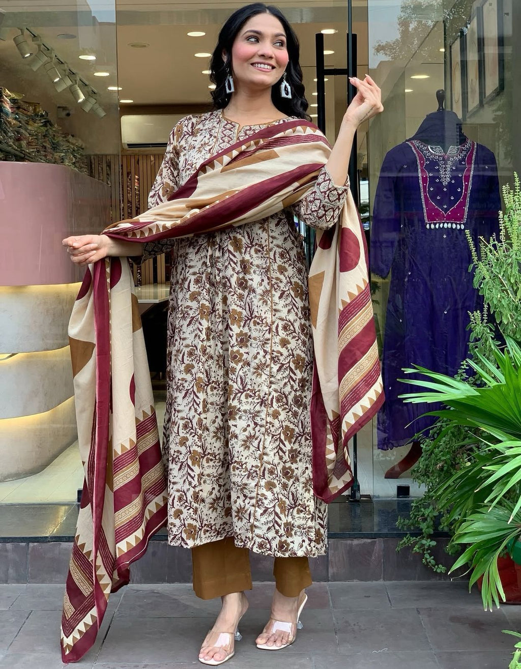 Women Floral Print Flared Kurta Set