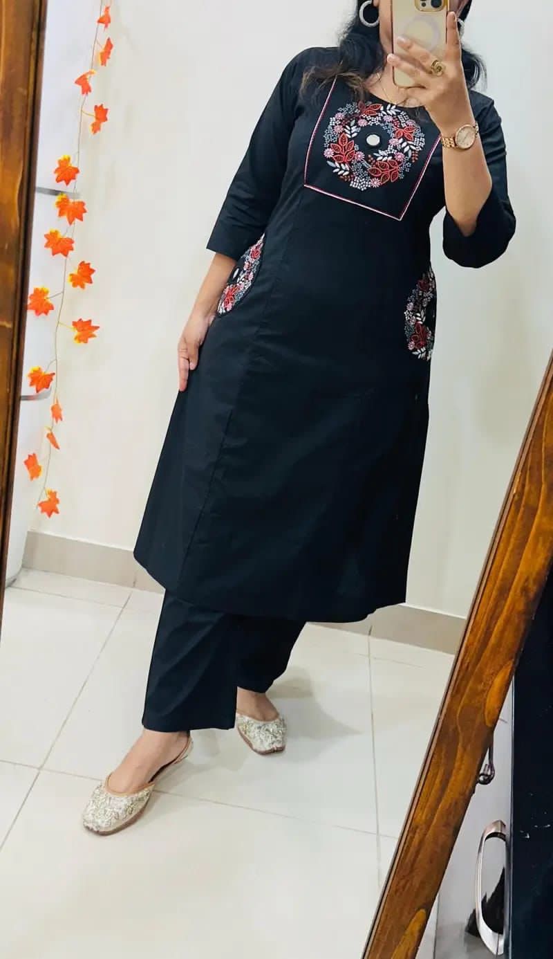 Black Floral Yoke Thread Work Kurta Pant Set