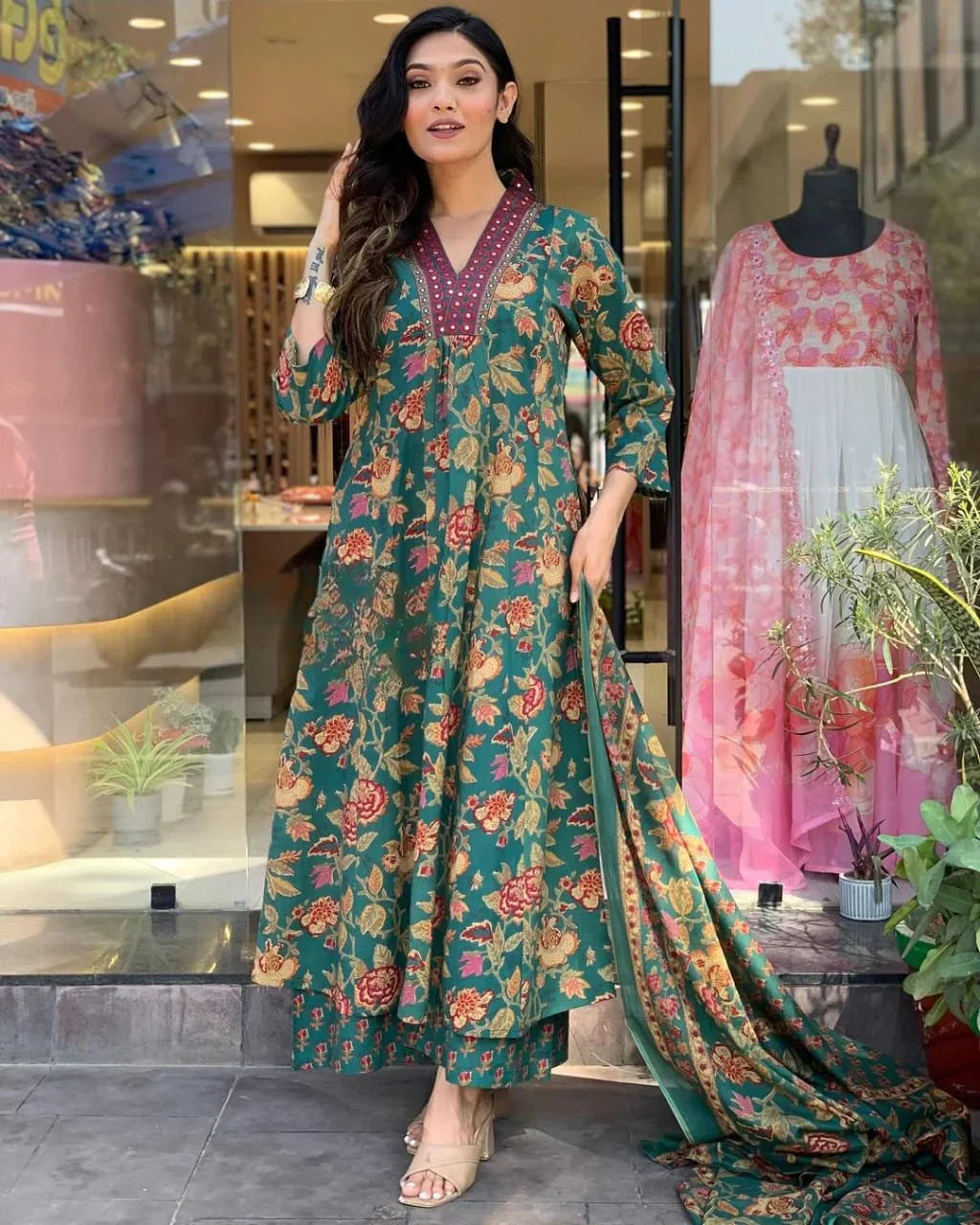 Green Floral Printed Cotton Kurta and Pant Set with Mulmul Dupatta for Women